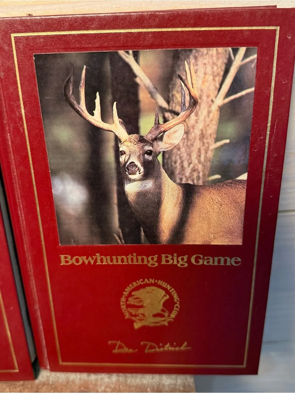 North American Hunting Club vintage elegant